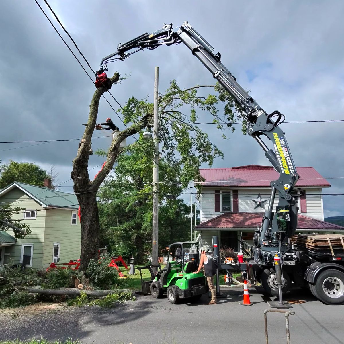 Arbor Pro&rsquo;s crew and equipment on a Central PA tree job