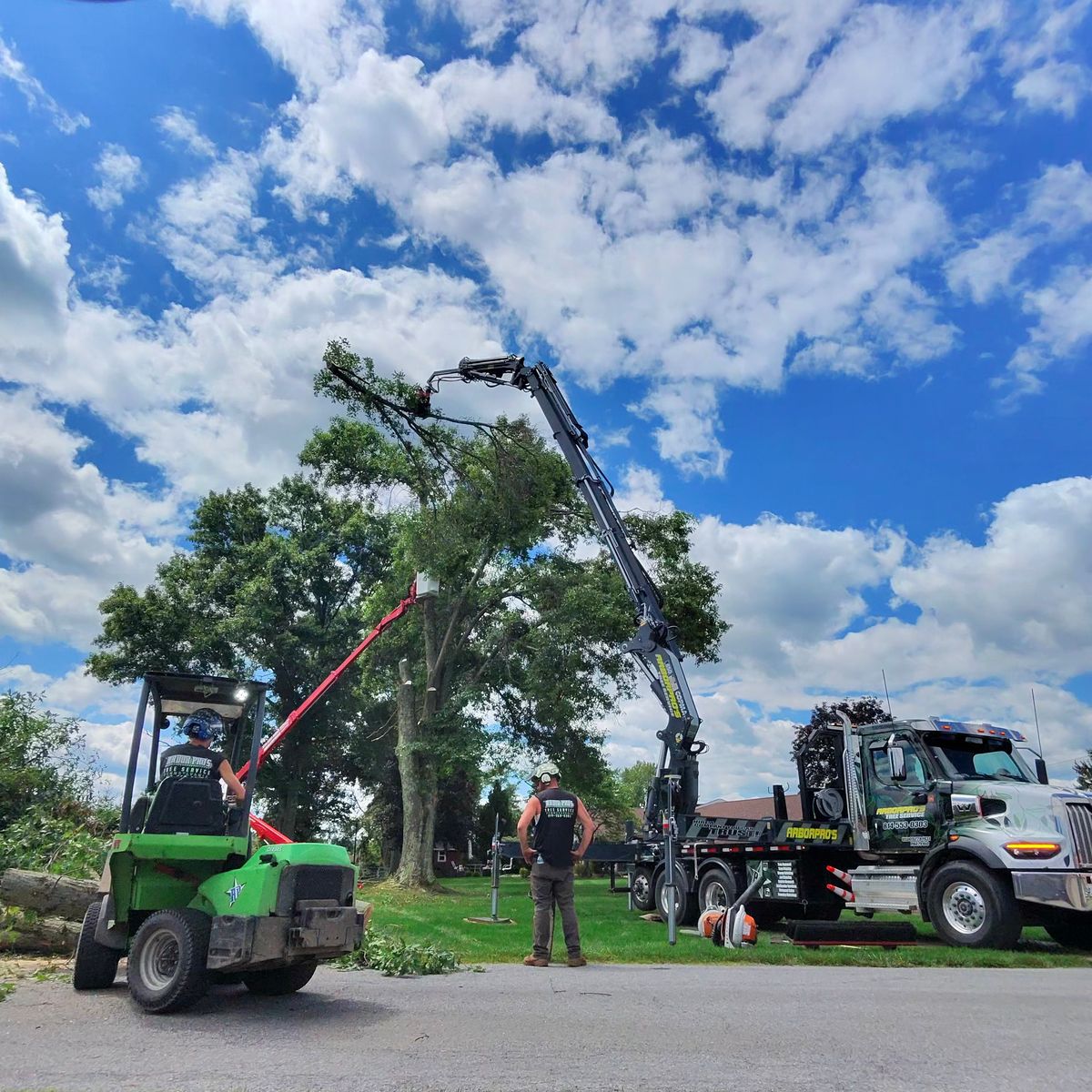 Arbor Pro&rsquo;s crew and equipment on a Central PA tree job